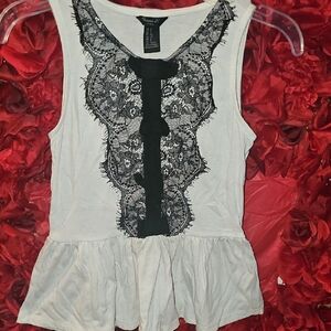 Forever 21 Girls Elegant Lace Trimmed White Tank Top Size Small